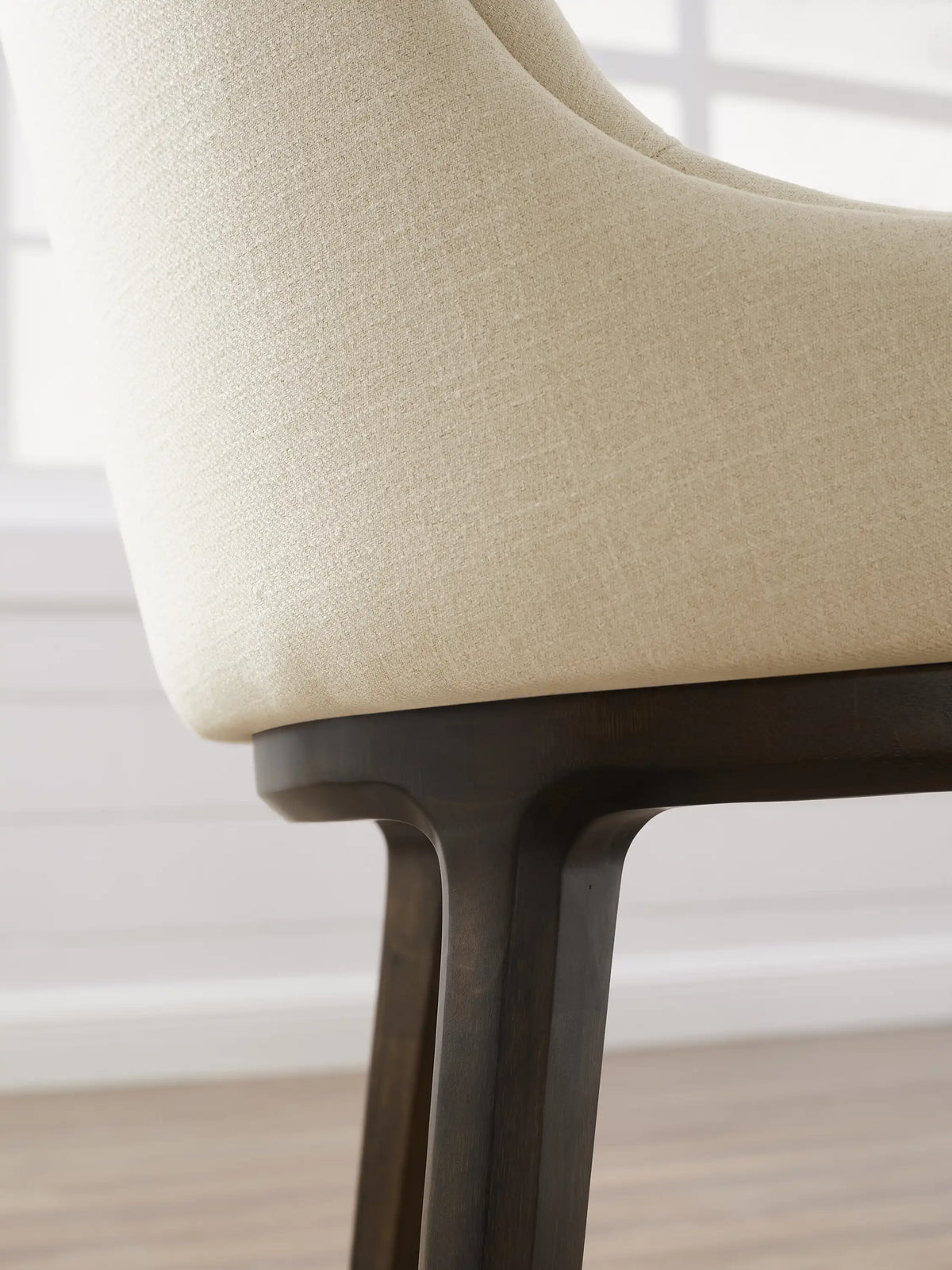 Dining_Dining-Room_Dining-Chair_GSO004B_Sofie-Chair-Caviar_Caviar_IMG_10_c67d586d-9dc2-416c-b9e4-03f1fef2915d