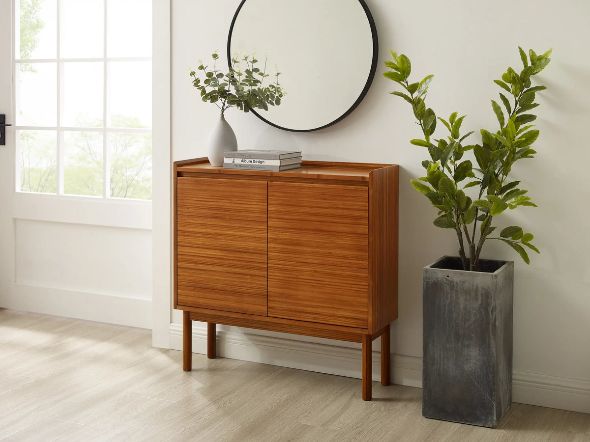 Accents_Dining-Room_Cabinet_GMA0001AM_Mira-Console_Amber_IMG_06_4b4b7a95-e5ec-4f3d-8d05-c56347b7b42f