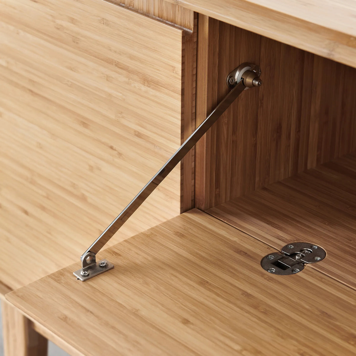 Currant_Dining-Room_Sideboard_G0025CA_Currant-Sideboard-Caramelized_Caramelized_IMG_13_e2173a5d-b373-456a-a074-3b00a7b4e720